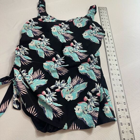 Shore Shapes One Piece Swimsuit Bathing Suit Size 12 - Picture 2 of 8